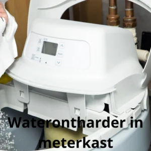 Kan en mag een waterontharder in de meterkast?